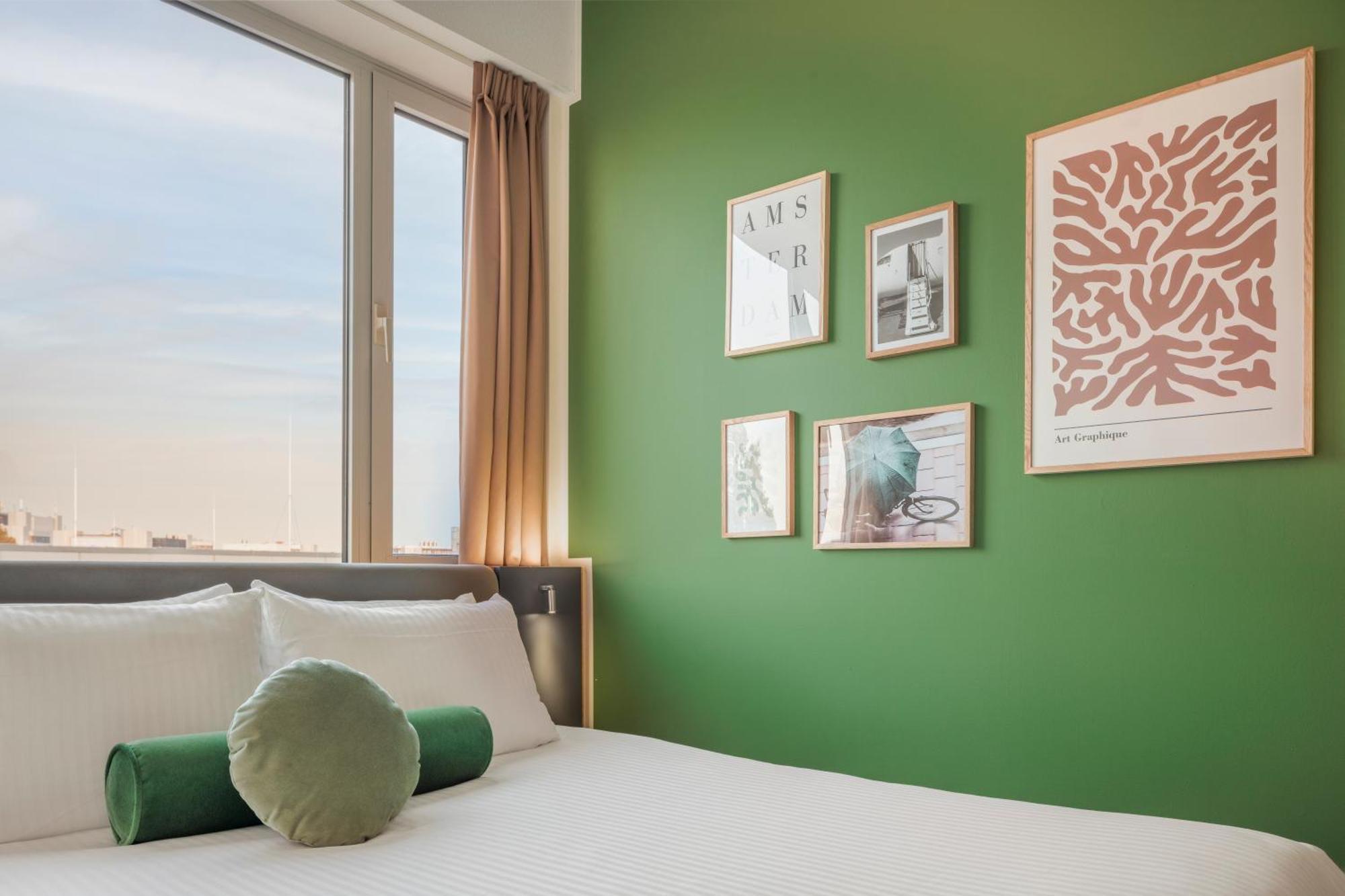 Maxhotel Amsterdam Airport Schiphol - Recently Renovated Hoofddorp Exterior photo